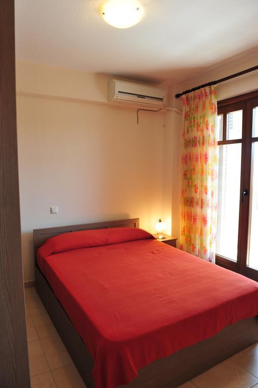 Pansion Evi Apartamento Amoliani Quarto foto